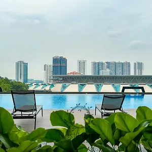 Twin Tower By Nest Home【5 Mins Walk To Ciq】 *