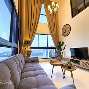 Loft Seaview 2br Jb Ciq 8pax Johor Bahru