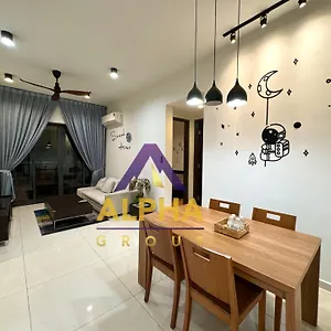 Alpha Danga Bay Sea View Apartment
