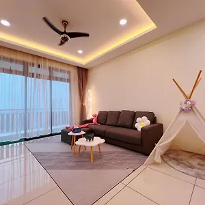 Muji Style Luxury Two Bedrooms 1-7pax At D Secret Garden - Johor Bahru-mid Valley-paradigm Mall-dato Onn-setia Tropika-kempas-utm Johor Bahru