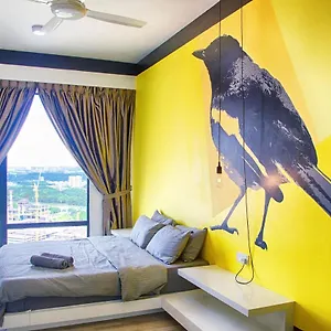 Holi Southkey Art Apartment