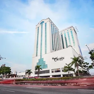 Crystal Crown Jb Hotel 3*