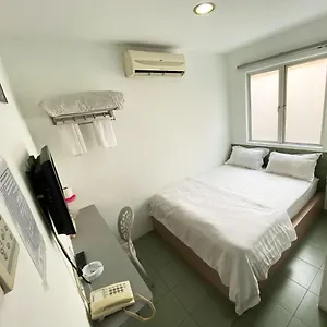 汽车旅馆 幸运酒店