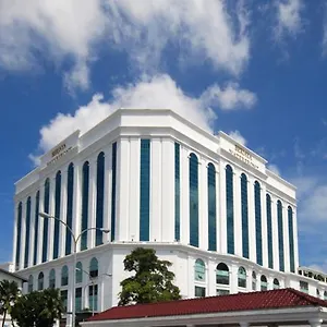 Otel Berjaya Waterfront Hotel,