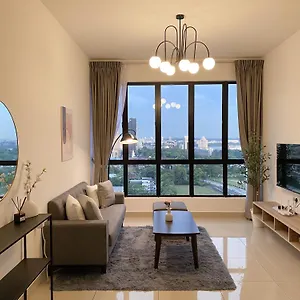 Apartment Veranda-2br,4pax I 5mins To Ciq And Ksl I Fast-wifi