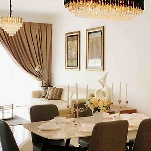 Super Deal-5 Star Modern Luxury Staycation Apartmán *