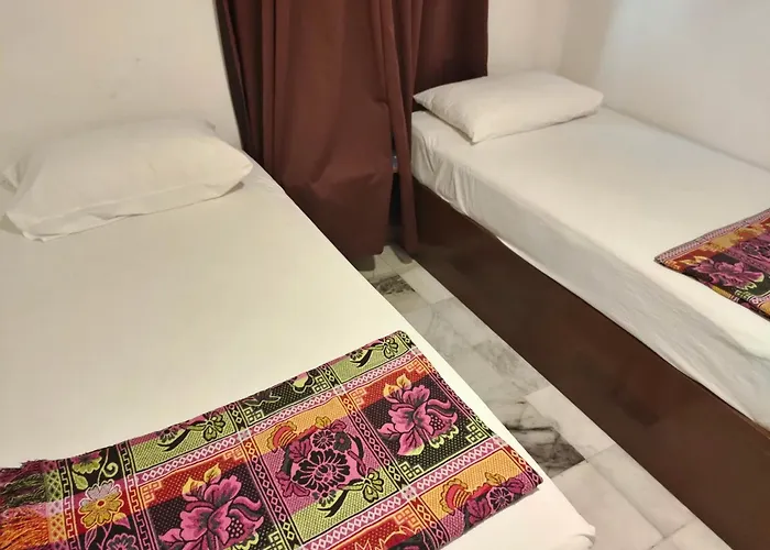Oyo 90273 Mz Hotel Johor Bahru Foto