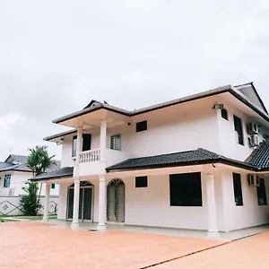 Clover Homestay Hostel Johor Bahru