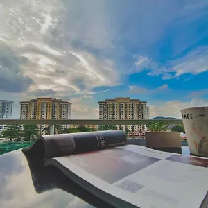 -lake View- Mount Austin Ikea Toppen 10 Mins - B107 Apartment *