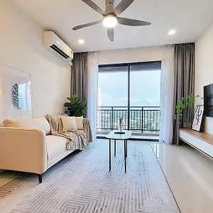 Apartment Panoramic Skyline View - 3 Bedrooms 6 Pax - Free Parking