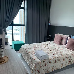 Guest house Ariana Roomstay @ Skyloft