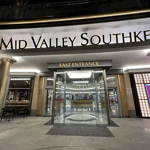 Apartment Mid Valley Megamall View Southkey Mosaic 3br 2free By Natol Johor Bahru