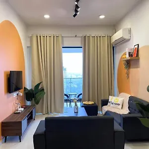 Cozy Seaview Country Garden Jb