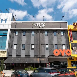Oyo 1037 I Style Jb ホテル 2*