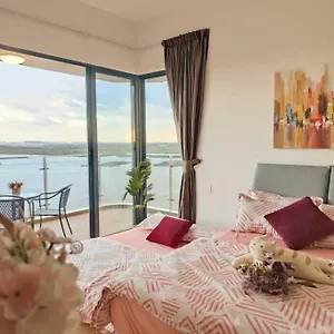 海景套房 三房三厕 可8-12人 Danga Bay Country Garden-yijia名宿 * Johor Bahru
