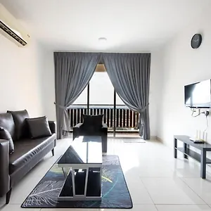 Apartment Comfy 3br @ Ksl Daya Near Ikea Tebrau Parking