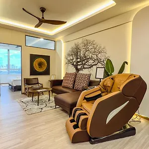 Cozy Comfy Designer Mount Austin Jb 5 Pax Apartment