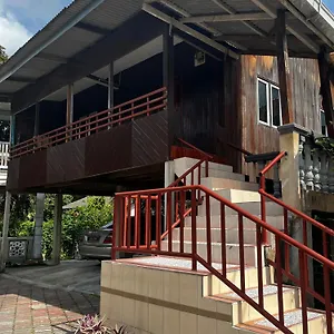 Rumah Kayu Kota Tinggi 民宿 新山