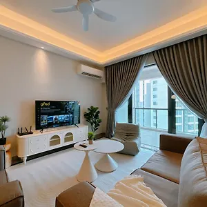 Apartment R&f Princess Cove Seine Region By Lions Bay