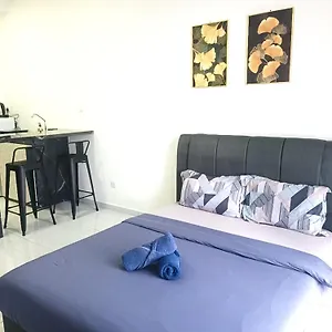Guest house Skytrees Serviced Aeon Bukit Indah With Tv Box-b22 Johor Bahru