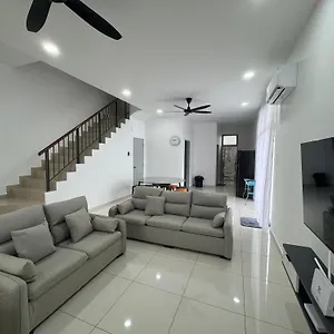 Austin Jb Gather Corner Lot 15pax,tebrau, Ikea Holiday home