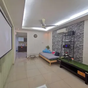 度假居 Homestay In Johor（johor Jaya Keembong) 新山