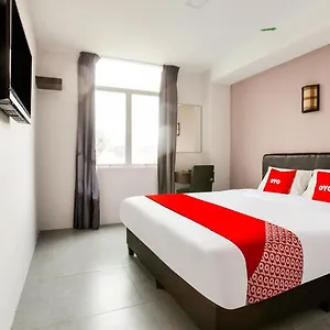 Oyo 89631 988 2* Johor Bahru